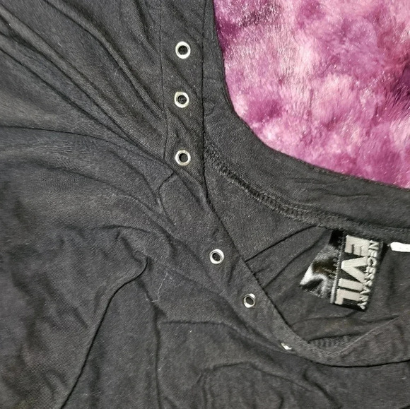 Necessary Evil Bat Wing top Size xsmall/Medium - Picture 6 of 7